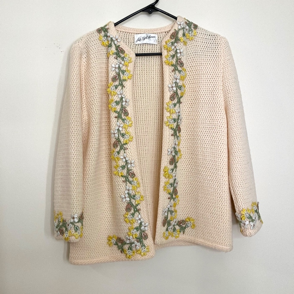 Vintage Saks Fifth Avenue 100% Wool Cardigan M